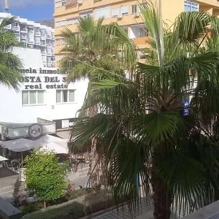 #232 For 4 People In The Center Of & Free Wifi Torremolinos