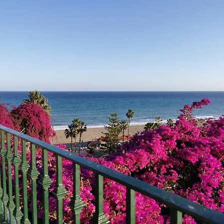 #232 For 4 People In The Center Of & Free Wifi