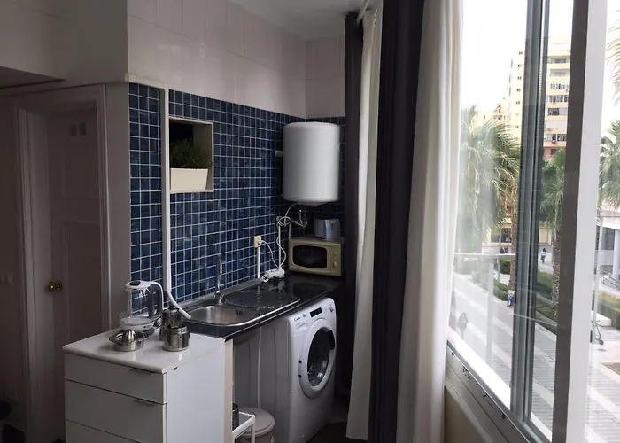 #232 For 4 People In The Center Of & Free Wifi * Torremolinos